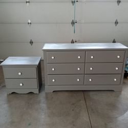 Dresser with night stand 