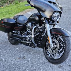 2016 Harley Davidson Street glide special