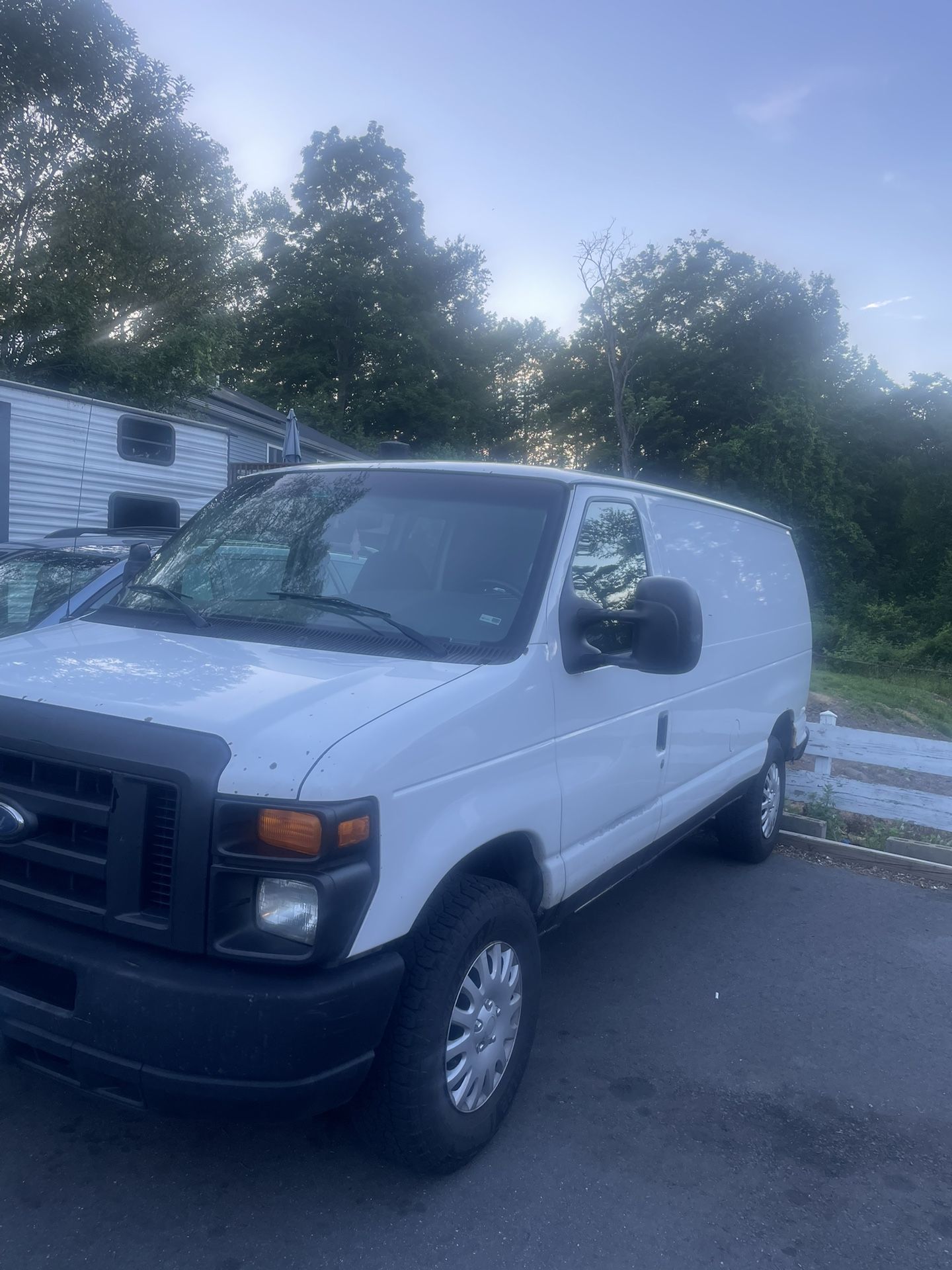 2008 Ford E-250