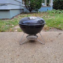 WEBER 14" SMOKEY JOE PORTABLE GRILL 