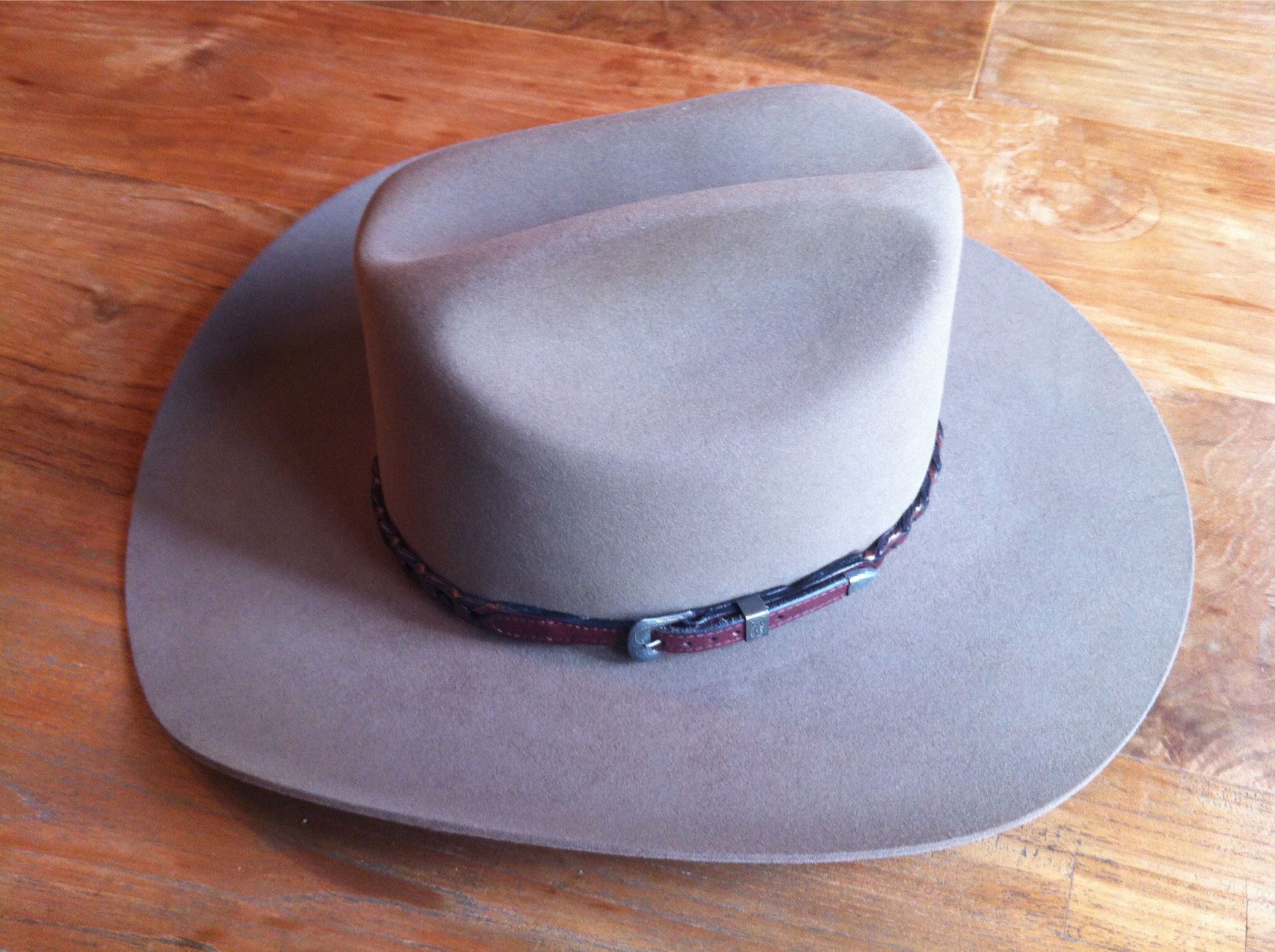 Resistol Beige Felt Men’s Cowboy Hat