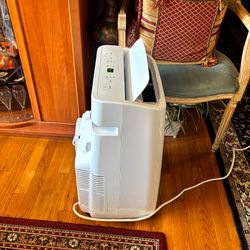 GE Portable AC 3in1 8500 BTU, Remote, Hose, Window Fittings