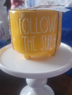 Rae Dunn "Follow The Sun🌞" 💛Yellow Planter