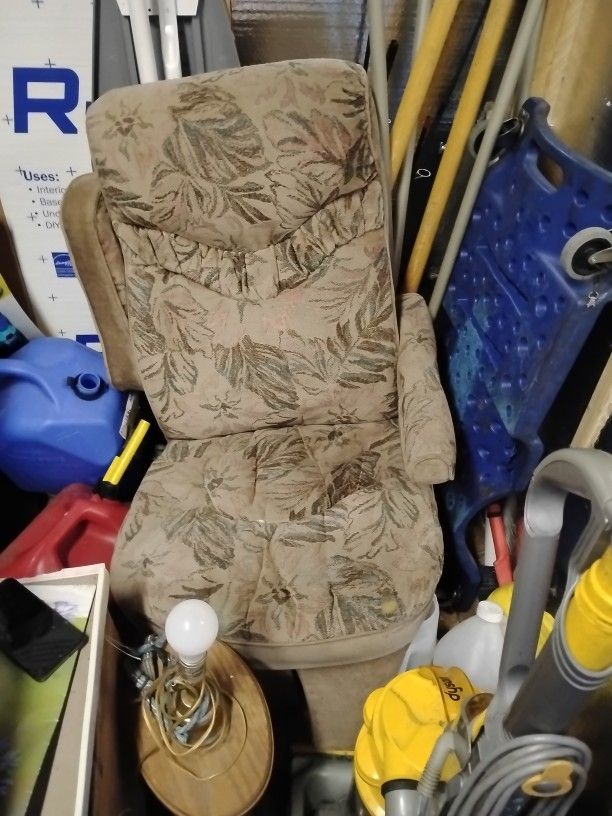 1994;Fleetwood bounder captains chair With Lap Seat Belt