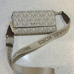 Michael Kors Jet Set Crossbody (vanilla)