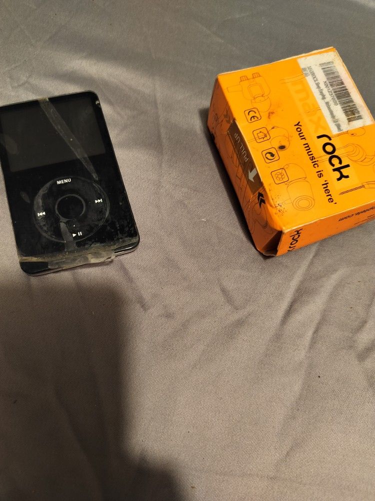iPod 30 GB. It Have Been Used ReallyThe Plastic Is Still On The Screen