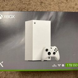 NEW IN BOX MICROSOFT XBOX SERIES X 1000GB + 3 GAMES + CONTROLLER