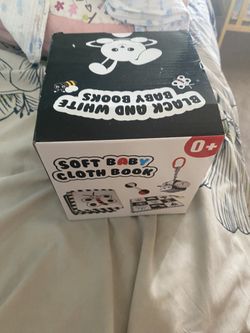 Soft Toy Black And White Baby Book New In 📦