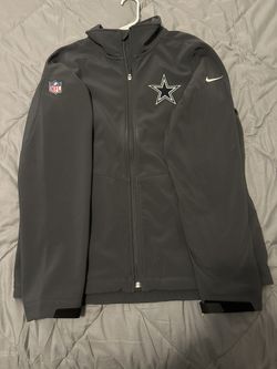 Dallas Cowboys Nike Jacket ( Size Large ) Like New