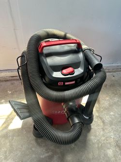 Craftsman 6 Gallon 3 HP Wet / Dry Vacuum