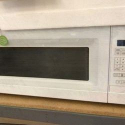 Amana OTR Microwave White