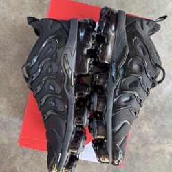 Air Nike Vapormax Plus Black Sizes 7 - 11