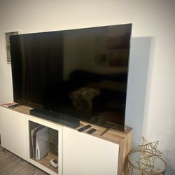 75in Sony 4K  & Bose Soundbar W/sub