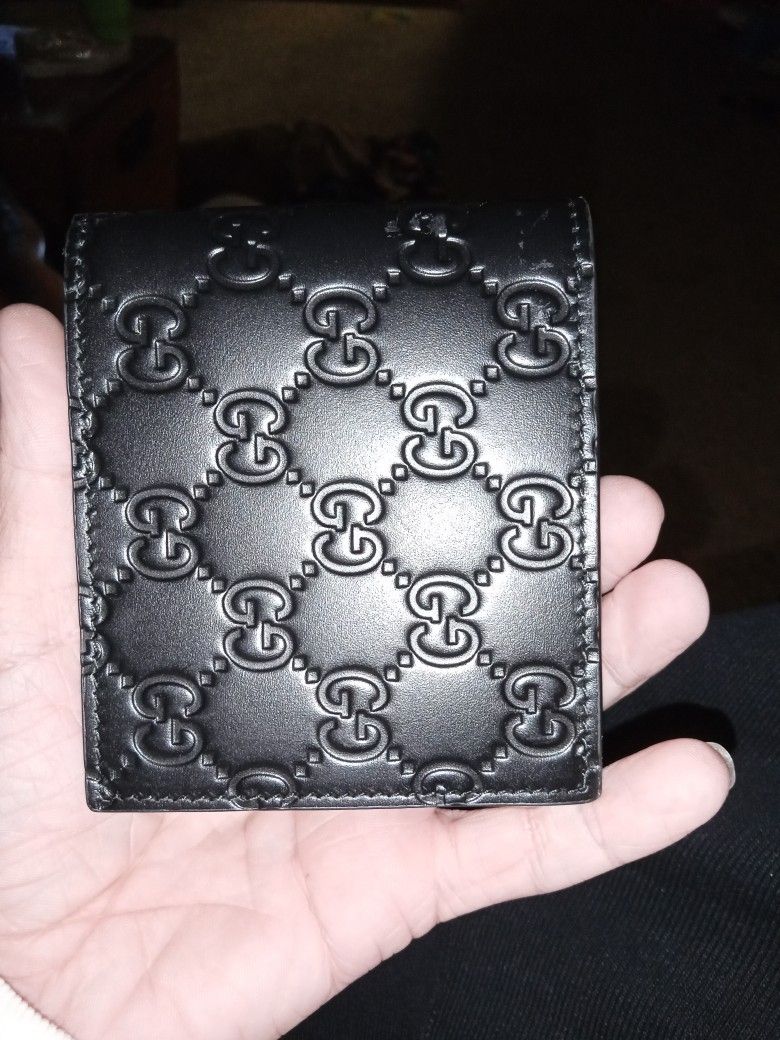 Gucci GG Bifold Brand New Never Used