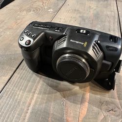 BlackMagic 4K pocket cinema camera (body & battery)