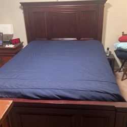 Queen Size Bed 