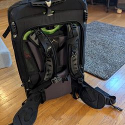Osprey Ozone Convertible Luggage