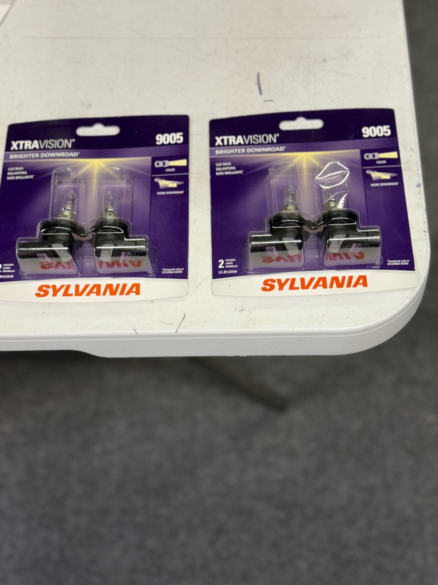 Sylvania 9005 XV Lamps
