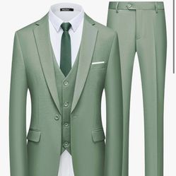 Men’s 3 Piece Suit Medium