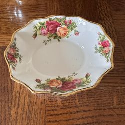 Royal Albert Old Country Roses
