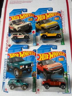 Hotwheels lifted trucks bundle