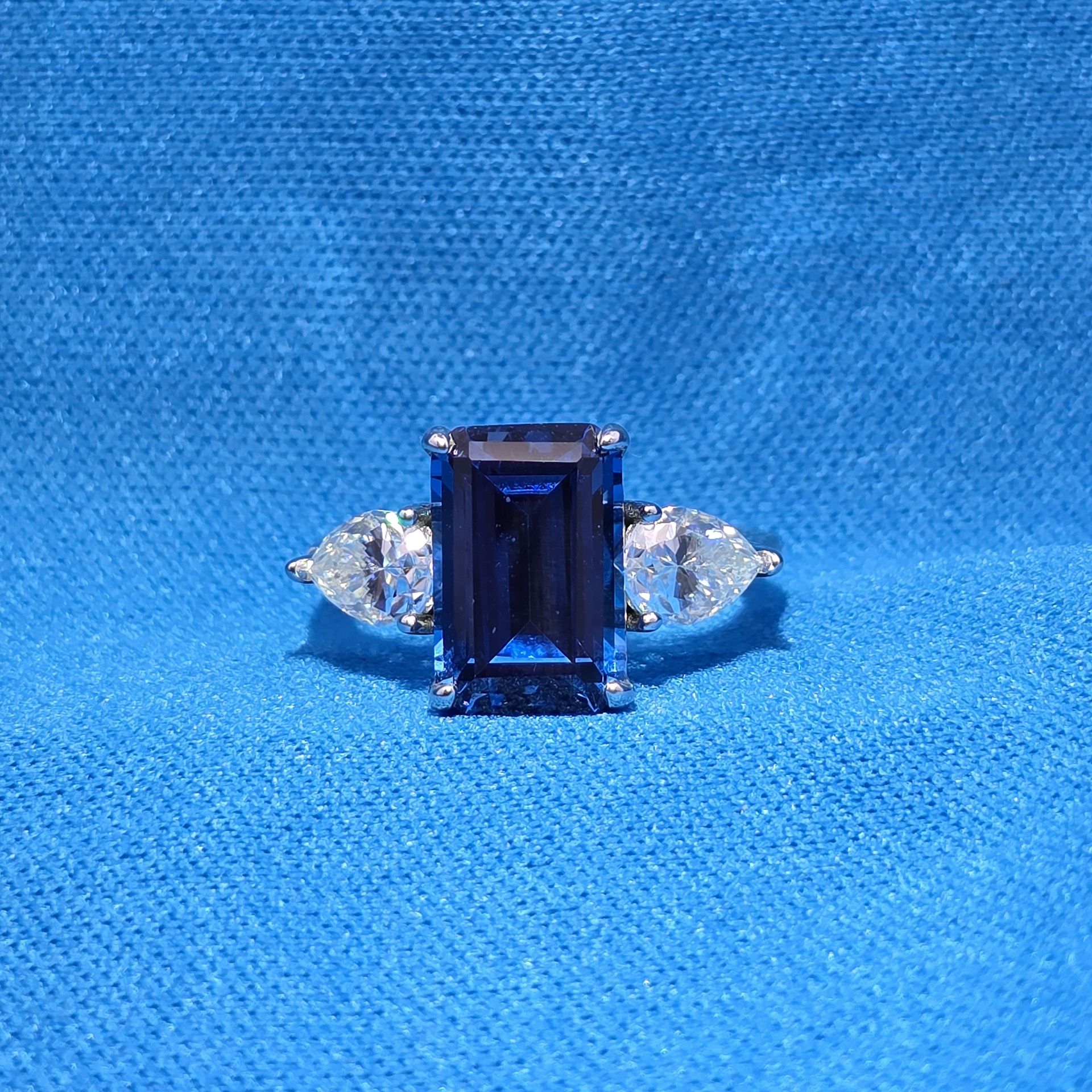 Moissanite 1.37 ctw Color Ring
