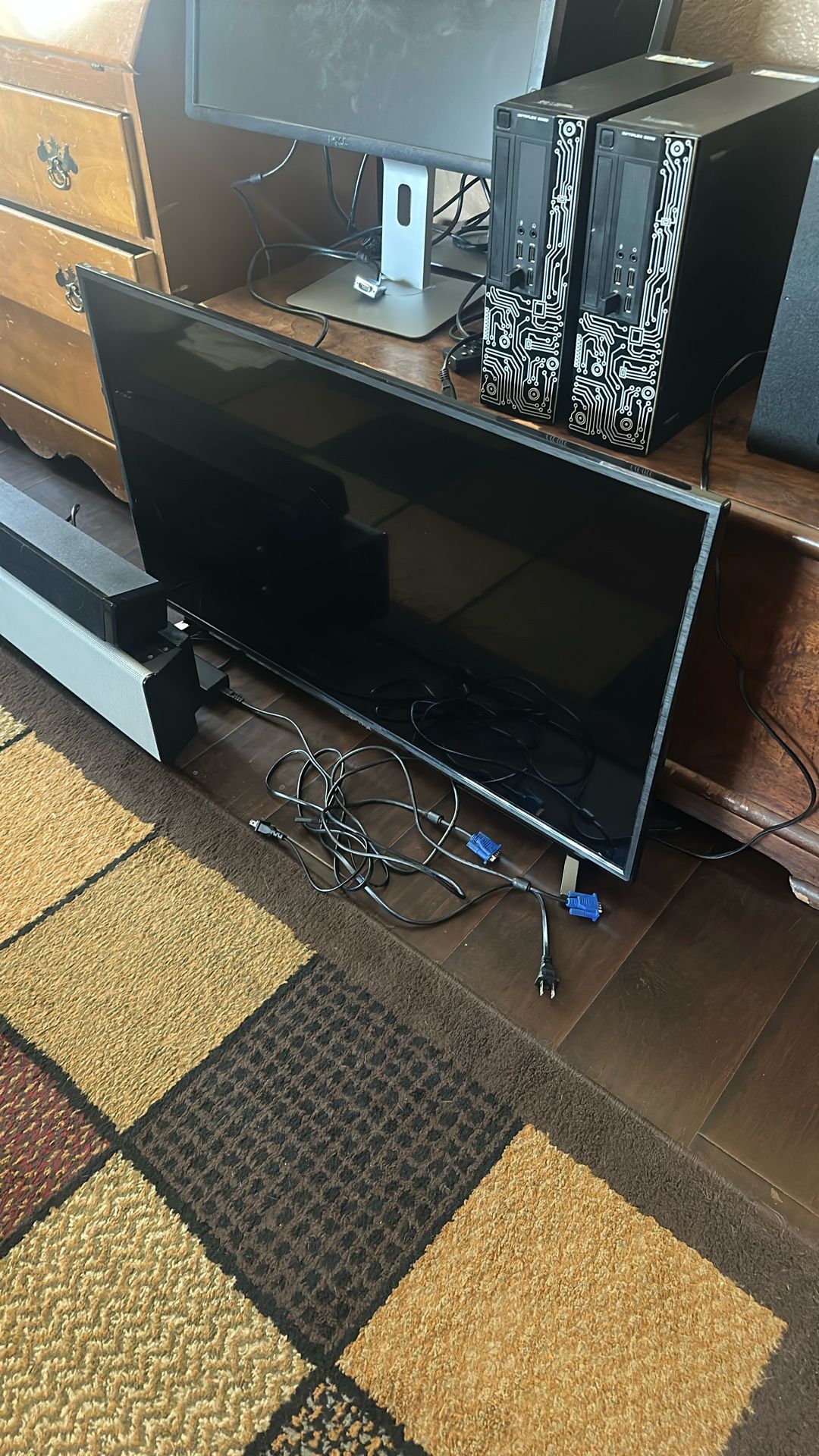 42” Flatscreen With Internal DVD Player