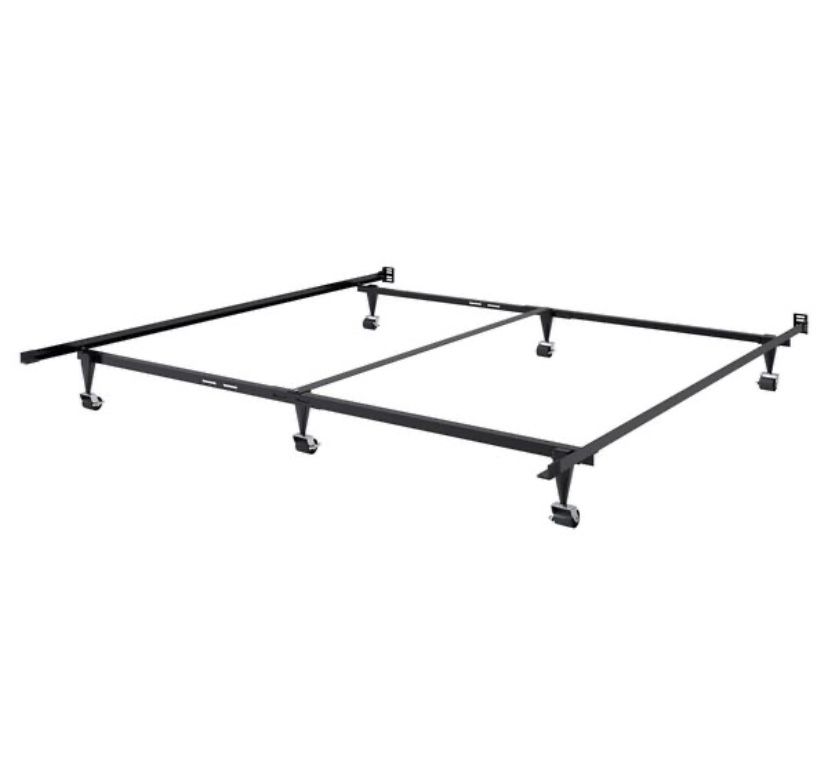 Metal adjustable queen bed frame