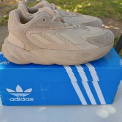 Kids Adidas Shoes Size 12