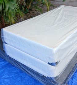 $160 King box spring brand new free delivery same day