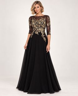 Betsy & Adam Petite sz 12 P Black Gold Modest Embroidered 3/4-Sleeve Gown Formal