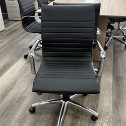 Office Furniture Conference Chair Black 