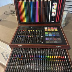 Deluxe Art Set