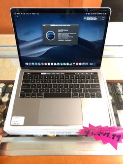 2018 MacBook pro 13 2.3ghz i5 8gb 256gb