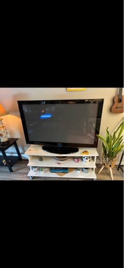 Samsung Flat Screen TV