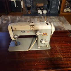 Rare PFAFF Antique Sewing Machine Table And Chair -$160