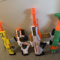 10 Assorted Nerf Guns / Rifles