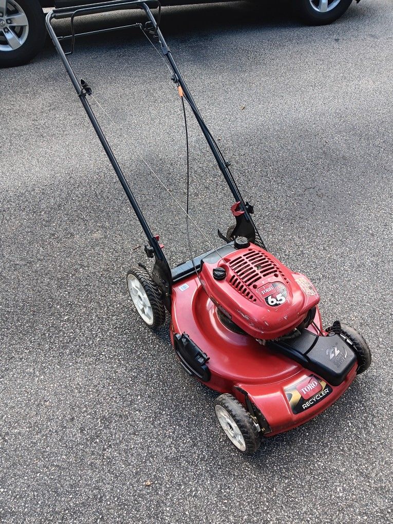 Toro Self Propelled Lawnmower 