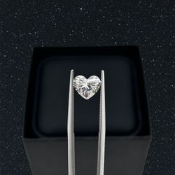 Beautiful Heart Shape Certified Diamond For Jewelry 