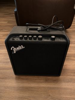 Fender mustang LT25 Guitar amp