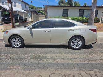 2015 Lexus ES 350 Sedan 4D