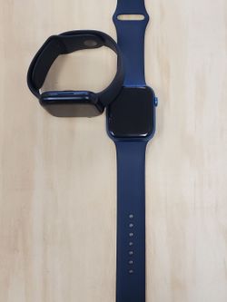 Apple - Watch Series 8 41mm (GPS) Midnight Aluminum