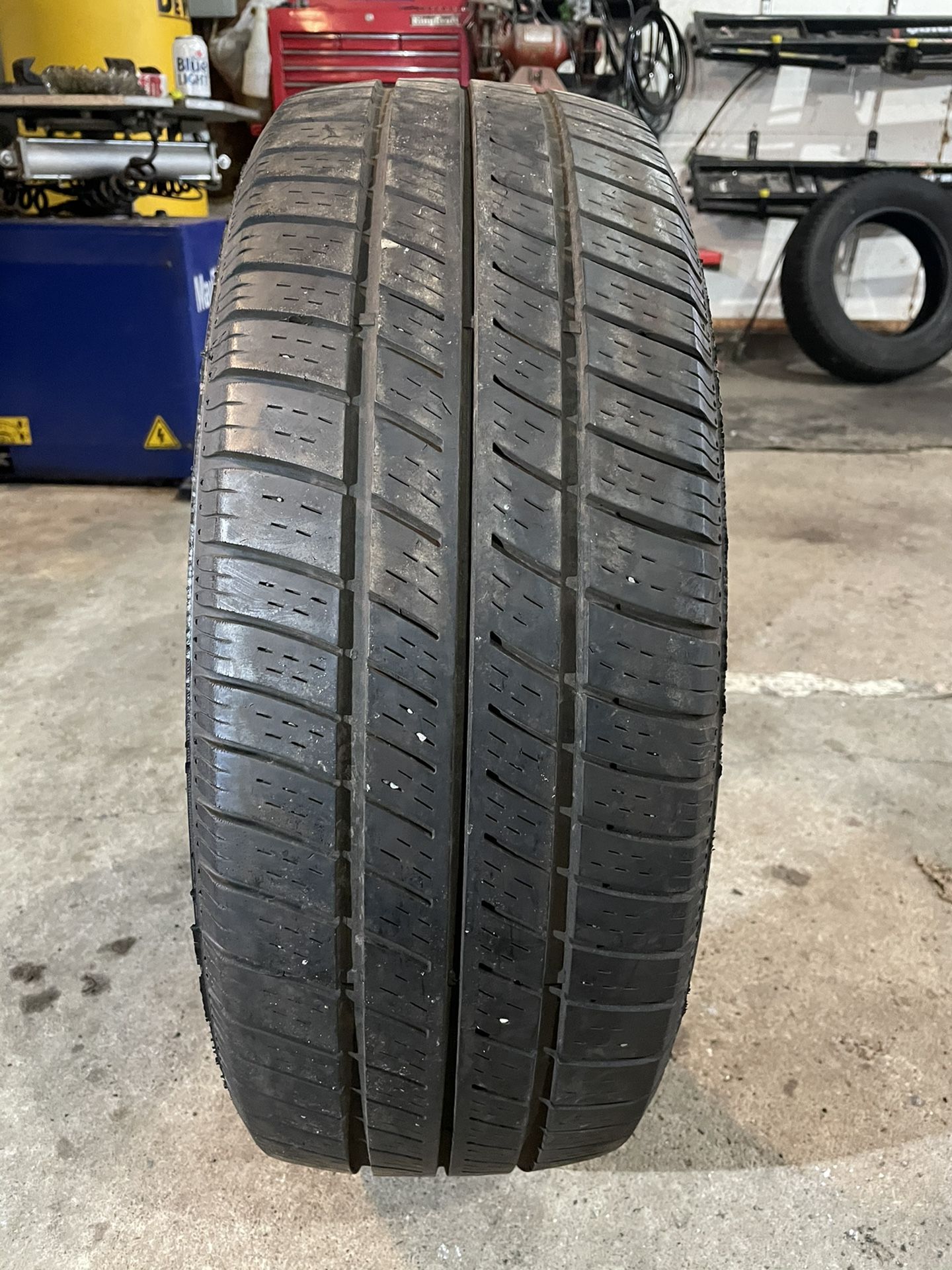 One - 215/60/17 Mastercraft Touring LSR Tire
