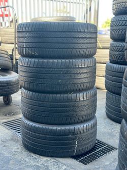 SET OF TIRE 225 45 17 MICHELIN 85% LIFE
