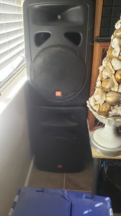 JBL EON 1500 Speakers $600. Pickup in Oakdale