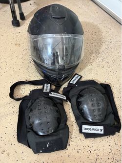Large Kneepads and Med/Large Helmet
