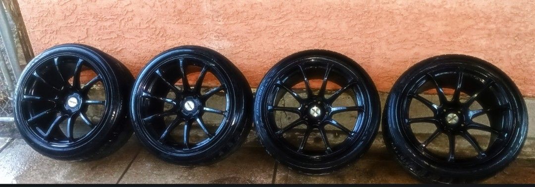 18x10 Whistler Rims With Tires