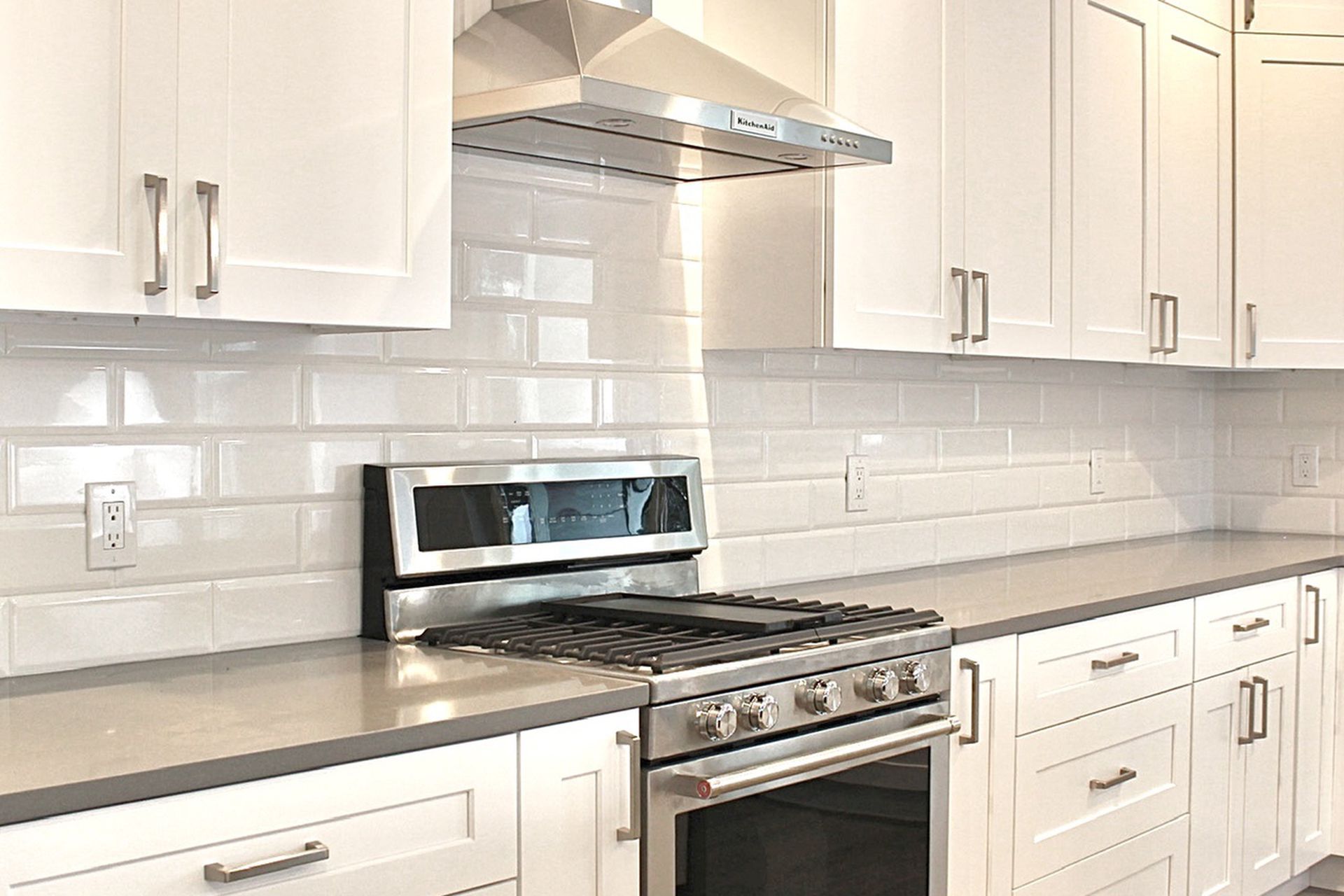 White Shaker Kitchen Cabinets Wholesale Pricing