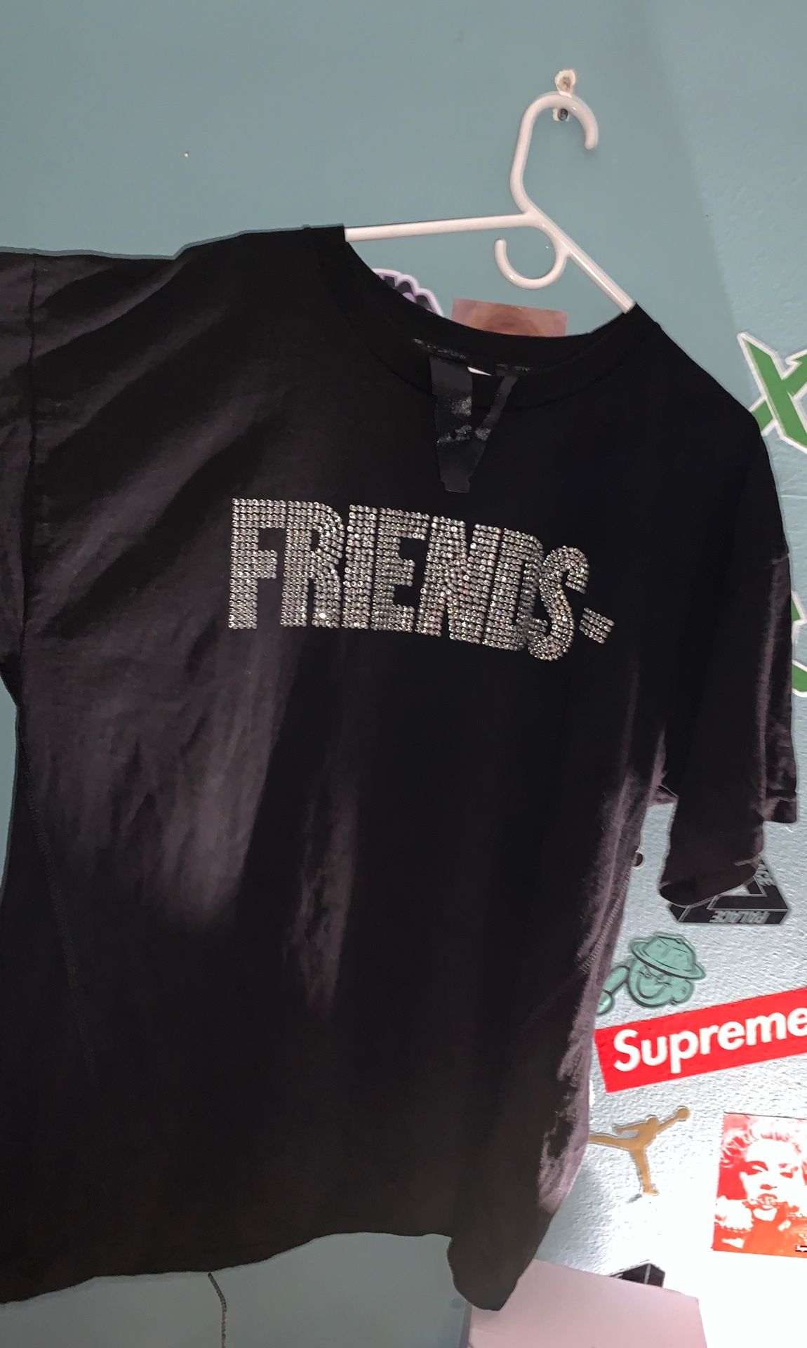 Vlone tee shirt