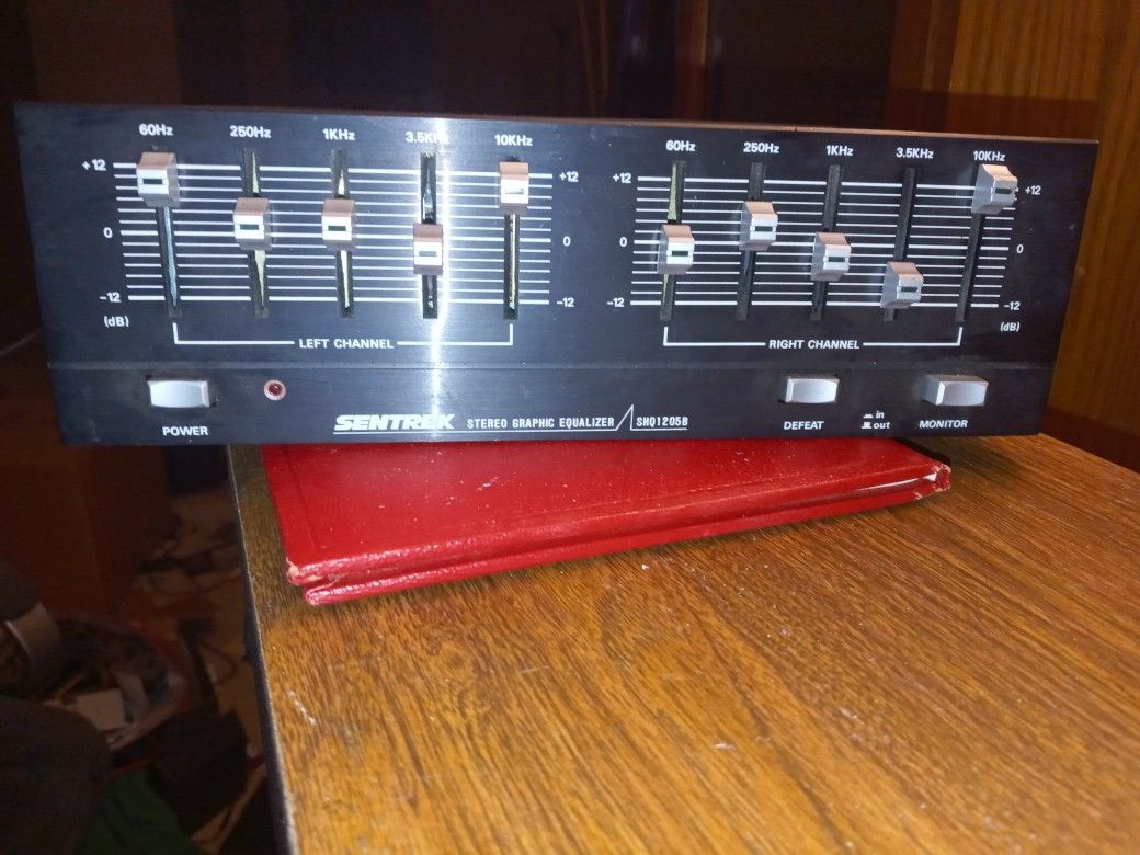 Vintage Sentrek Stereo Equalizer